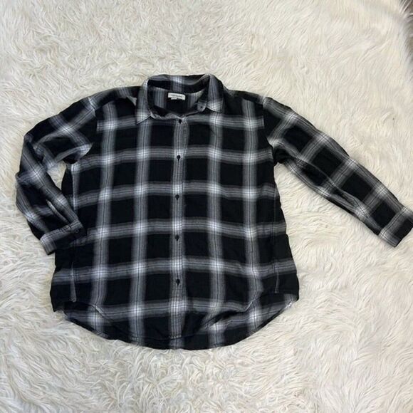 Calvin Klein Womens Black & White Plaid Button Up Oversized Blouse Top Medium - Picture 1 of 12